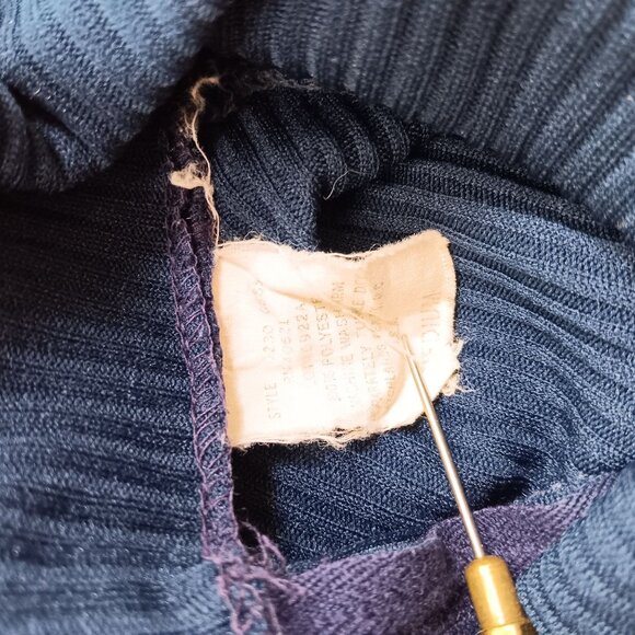 Medium True Vintage Turtleneck Sweater Knit Blue Ribbed Back Zipper 1970s Mod - Picture 5 of 5